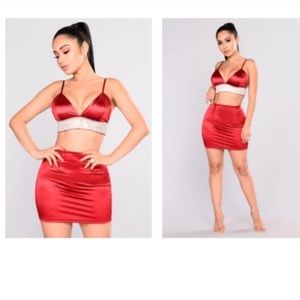 🥰 Sexy Top & Skirt